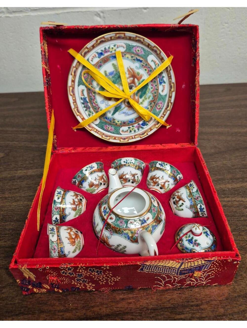 Vintage Chinese Porcelain Miniature Tea Set with Decorative Box